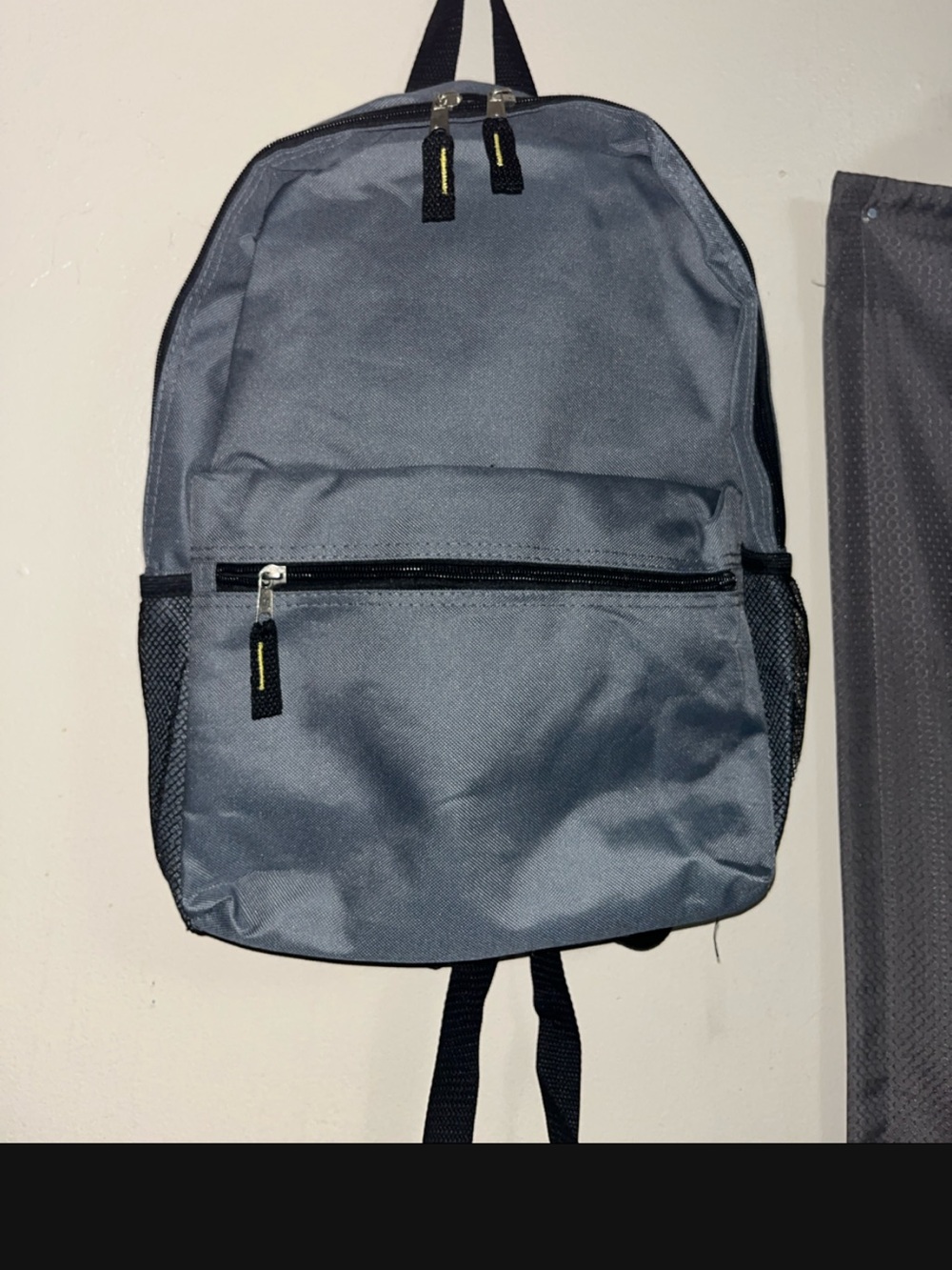 Classic Gray Everyday Backpack - Unbranded